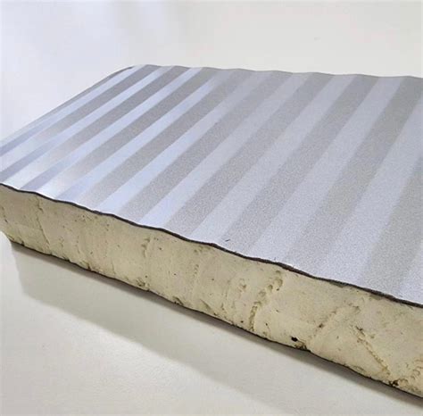 paneles aislantes y pinturas térmicas
