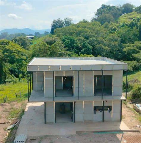 características de vivienda prefabricada en San Juan