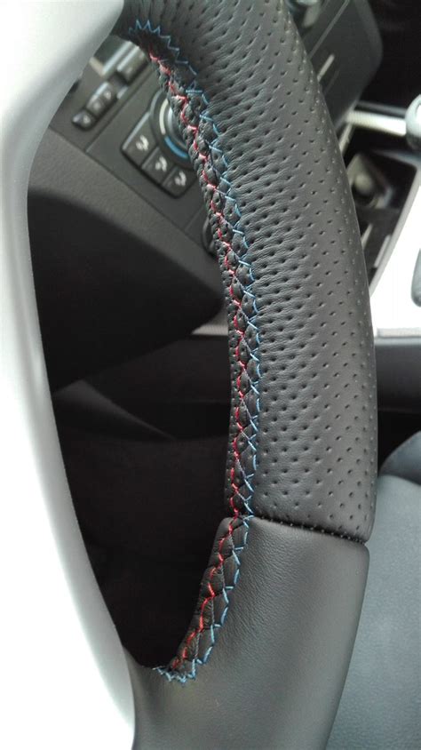 taller de tapizado de volante foto